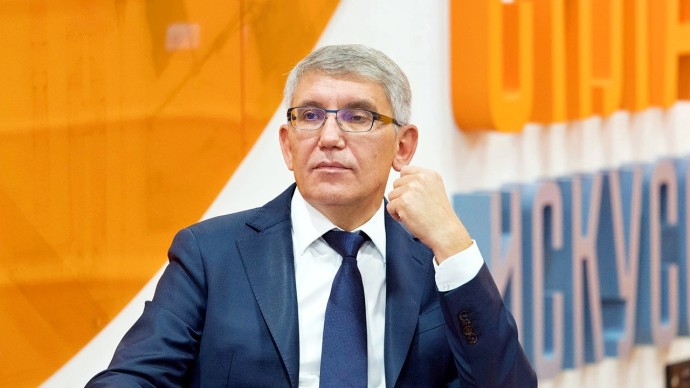Губернатор Дмитрий Миляев поздравил таможенников с профессиональным праздником Губернатор Дмитрий Миляев поздравил таможенников с профессиональным праздником