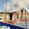 В Башкирии загорелись два дома из-за неосторожного обращения с огнем