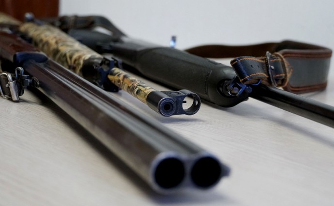 У жителя Южно-Сахалинска, подозреваемого в преступлении, изъяли три ружья У жителя Южно-Сахалинска, подозреваемого в преступлении, изъяли три ружья