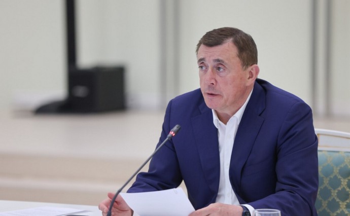 Губернатор Валерий Лимаренко потребовал сократить сроки уборки свалок до семи дней