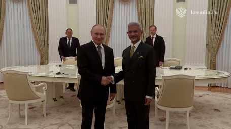 Владимир Путин встретился с главой МИД Индии