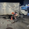 В Южно-Сахалинске мотоцикл столкнулся с грузовиком