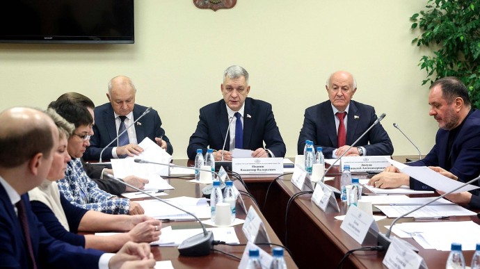 Комитет по делам национальностей обсудил проект Закона «О федеральном бюджете на 2026 год и на плановый период 2027 и 2028 годов» Комитет по делам национальностей обсудил проект Закона «О федеральном бюджете на 2026 год и на плановый период 2027 и 2028 годов»