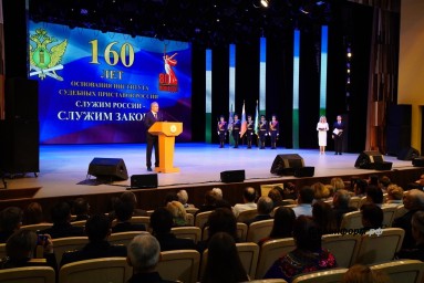 Радий Хабиров поздравил приставов Башкирии с их профессиональным праздником