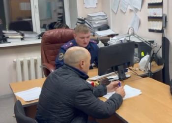 В Приамурье инспектора ДПС заподозрили во взяточничестве В Приамурье инспектора ДПС заподозрили во взяточничестве