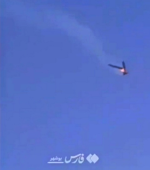 Падение очередного сбитого иранцами боевого дрона MQ-9 Reaper показали на видео