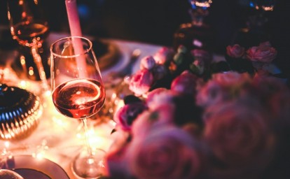 "Разыграй друга": сахалинцам предлагают стать героями новогодних новостей на astv.ru