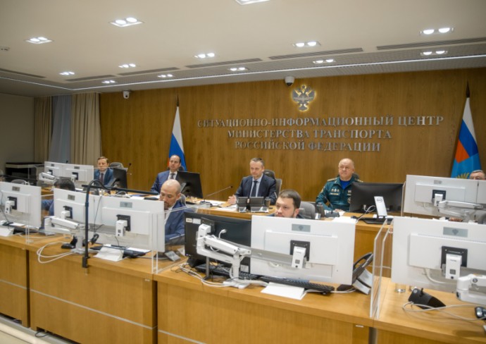 Новогодние маршруты под контролем: МЧС России на совещании в Министерстве транспорта