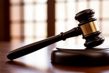 Суд в Новосибирске отпустил из-под ареста 19-летнего водителя, сбившего шесть пешеходов