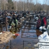 «Хоронят в воду»: кировчане жалуются на затопленное Новомакарьевское кладбище