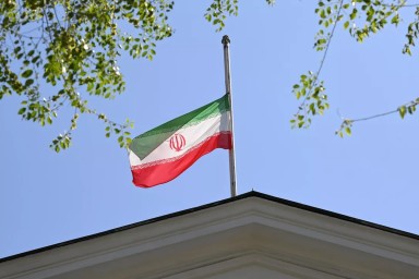 Эксперт Дешири: В Иране молодые люди проявляют все больший интерес к России