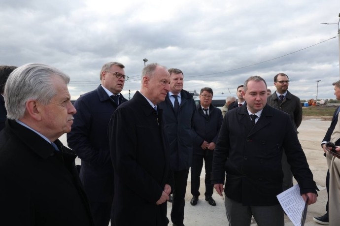 Патрушев: развитие астраханского порта Оля увеличит грузопоток России на Каспии