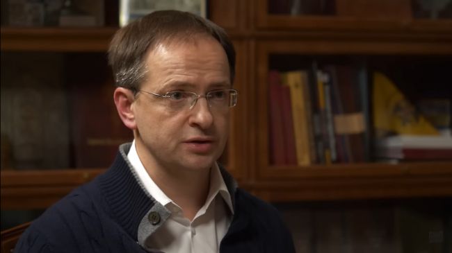 Умеров не звонил Мединскому: Киев продолжает врать — теперь насчет меморандума