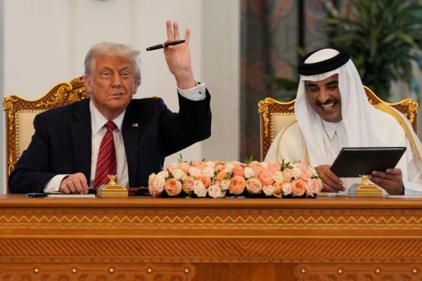 Трамп обсудил с эмиром Катара Иран, Россию и Украину