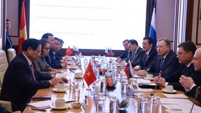 Александр Новак встретился с Премьер-министром Вьетнама Фам Минь Тинем