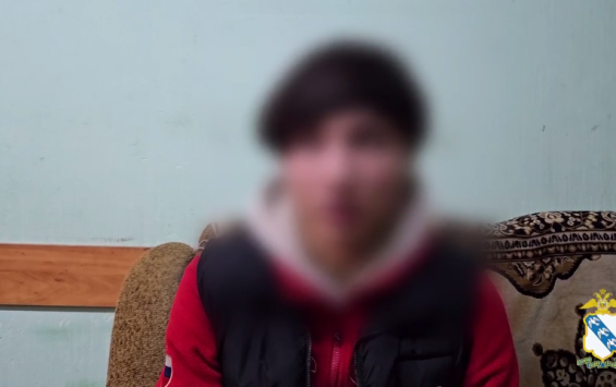 В Курске 15-летнего подростка задержали по подозрению в нападении с отвёрткой на прохожую В Курске 15-летнего подростка задержали по подозрению в нападении с отвёрткой на прохожую