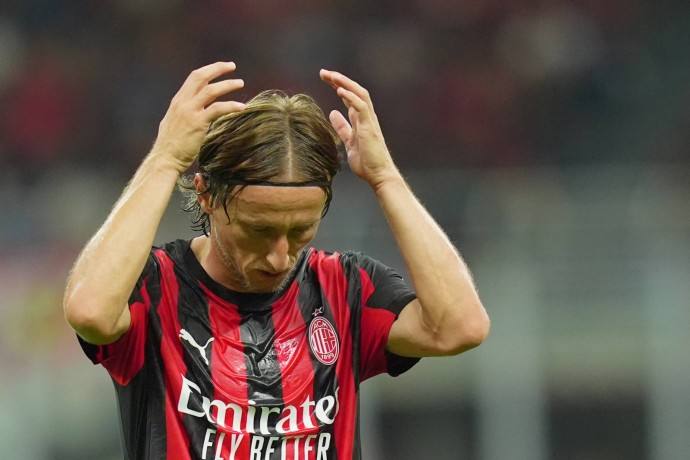 «Милан» упустил победу в матче с «Пармой» «Милан» упустил победу в матче с «Пармой»