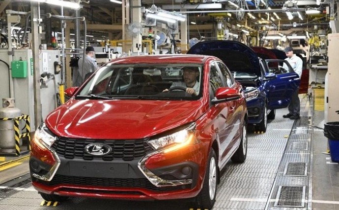 В Санкт-Петербурге стартовало серийное производство автомобилей Lada Iskra