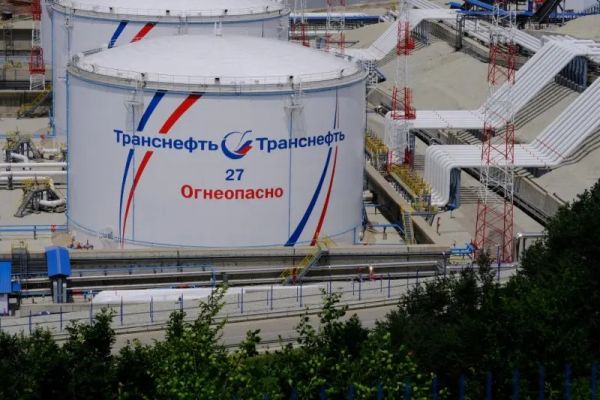 Энергорынок за неделю: ВСУ и санкции не дают нефти дешеветь