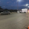 Две астраханки пострадали в тройном ДТП с машиной скорой помощи