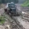 Видео увязшей в российском бездорожье «Буханки» удивило иностранцев