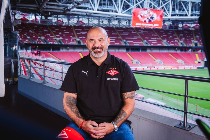 Абаскаль — об увольнении Станковича: Клуб вложил много денег и не добился результатов Абаскаль — об увольнении Станковича: Клуб вложил много денег и не добился результатов