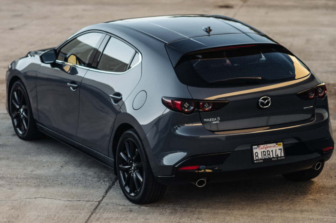 У Mazda 2024-2025 годов могут не сработать подушки безопасности — в США отзывают 171 тысячу машин