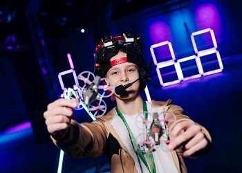 Амурчанка победила на всероссийских соревнованиях по гонкам дронов Амурчанка победила на всероссийских соревнованиях по гонкам дронов