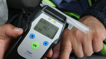 ВС предостерег водителей от манипуляций с дыханием при проверке на алкотестере