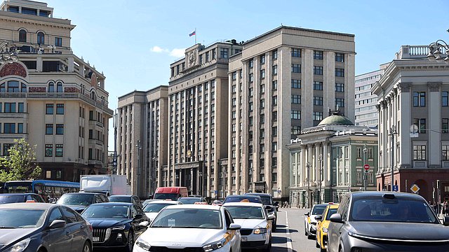 Вячеслав Володин: ГД незамедлительно рассмотрит изменения в законодательство, направленные на стабилизацию цен на топливном рынке Вячеслав Володин: ГД незамедлительно рассмотрит изменения в законодательство, направленные на стабилизацию цен на топливном рынке