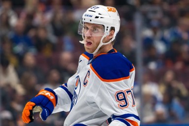 Мальчик для битья. "Эдмонтон" с Макдэвидом кошмарно начал сезон НХЛ