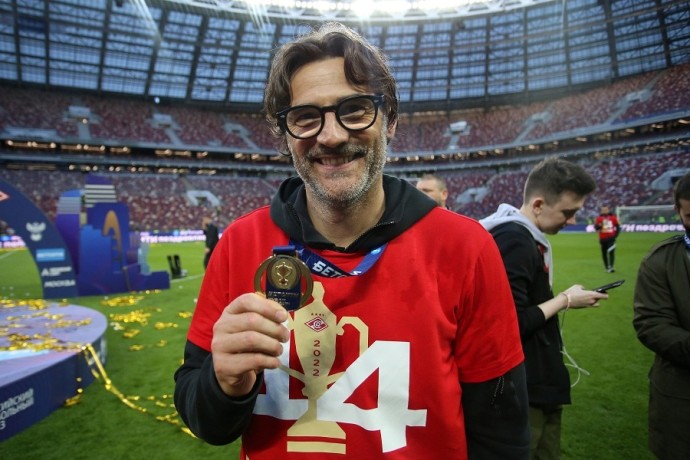 Бывший тренер "Спартака" возглавит итальянскую "Фиорентину" Бывший тренер "Спартака" возглавит итальянскую "Фиорентину"