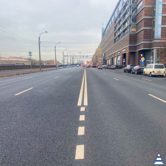 Дорожники завершили ремонт набережной Обводного канала: обновлено 1,6 км асфальта Дорожники завершили ремонт набережной Обводного канала: обновлено 1,6 км асфальта