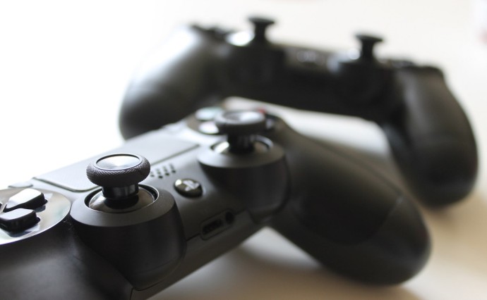 Антикражные рамки "помогли" сахалинцу незаметно вынести игровую приставку из магазина