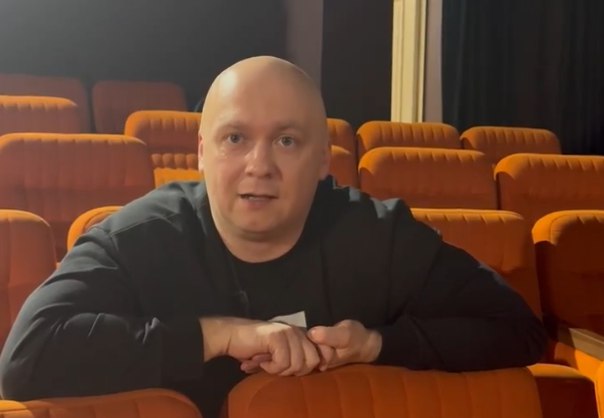 Смоленский артист Александр Иванов призвал туляков поддержать Смоленск и Елец в борьбе за молодёжные титулы Смоленский артист Александр Иванов призвал туляков поддержать Смоленск и Елец в борьбе за молодёжные титулы