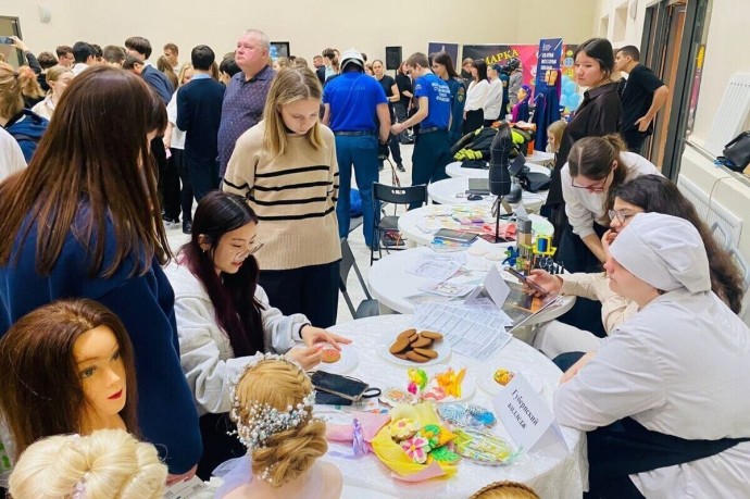 Ярмарка учебных мест для старшеклассников прошла в Протвино Ярмарка учебных мест для старшеклассников прошла в Протвино