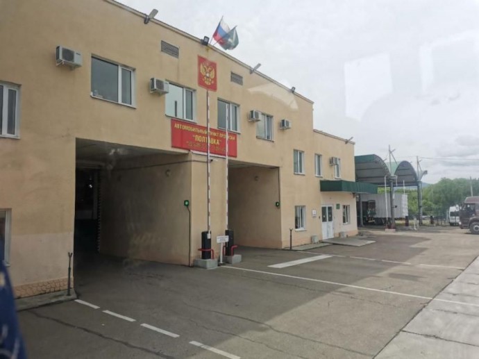 Больше 150 школьников застряли во Владивостоке из-за туроператора