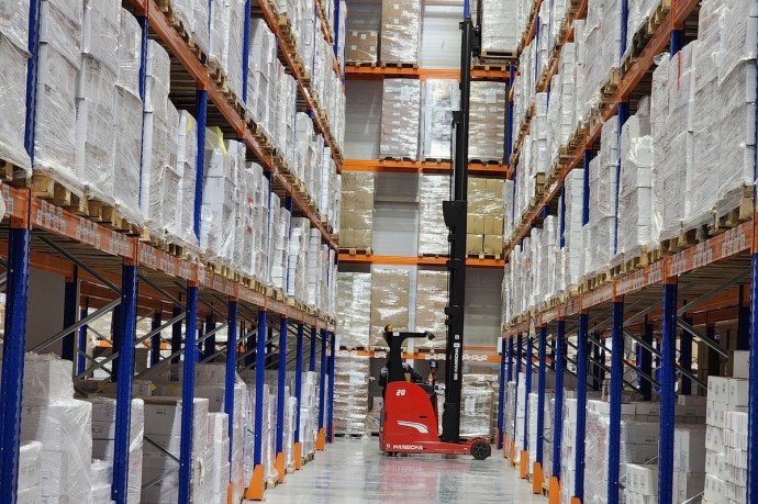 В Протвино создали 100 новых рабочих мест на производстве косметики В Протвино создали 100 новых рабочих мест на производстве косметики