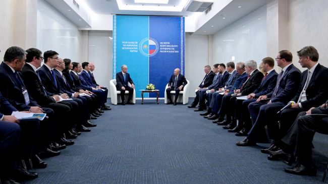 Путин оценил потенциал сотрудничества с Казахстаном в транспорте