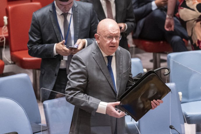 Совбезу ООН на фоне скандала на Украине припомнили фразу из «12 стульев» Совбезу ООН на фоне скандала на Украине припомнили фразу из «12 стульев»