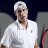 "Абсурд". Американский теннисист Изнер призвал ATP вернуть российский флаг