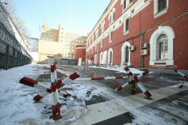 Срок в срок: подследственным хотят помочь с пенсией