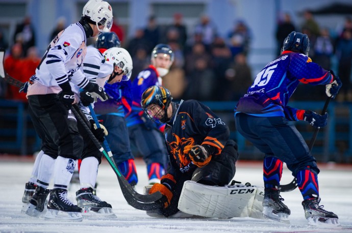 «Родина» проиграла чемпиону «Родина» проиграла чемпиону