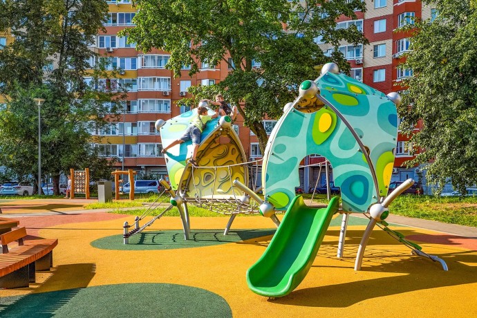 Современные детские площадки появились еще в 15 районах Москвы — Сергей Собянин
