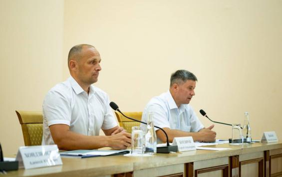 Власти Курска обсудили с жителями проспекта Дружбы проект прокладки водовода