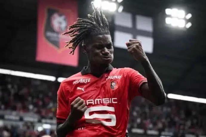 Камерунский защитник "Спартака" назвал любимое место в Москве