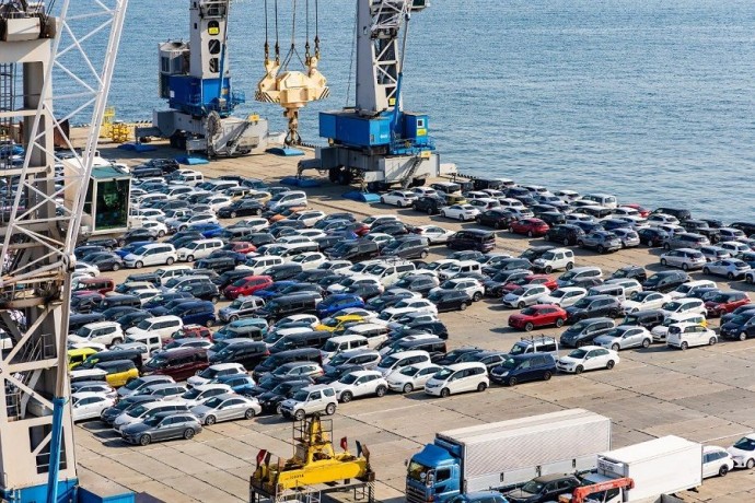 Владивостокский автомобильный терминал в октябре обновил рекорд перевалки Владивостокский автомобильный терминал в октябре обновил рекорд перевалки