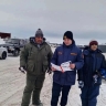 Сахалинские спасатели приехали к рыбакам в Стародубское, чтобы рассказать о важном