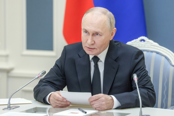 Рейтинг доверия Путину составил 80%