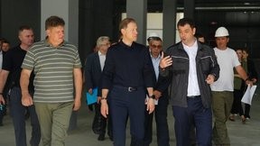 Денис Мантуров посетил промышленные предприятия Алтайского края